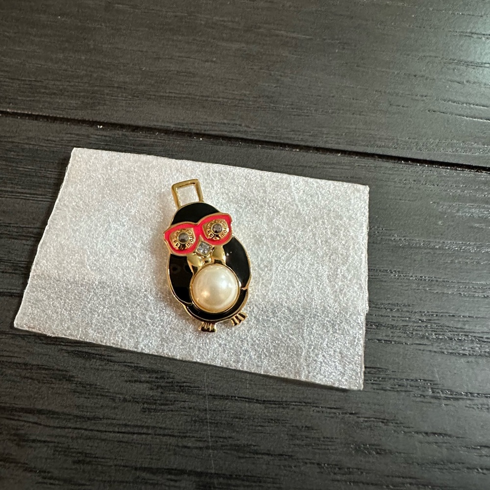 Henri Bendel Influencer Party Penguin Charm - Picture 2 of 2